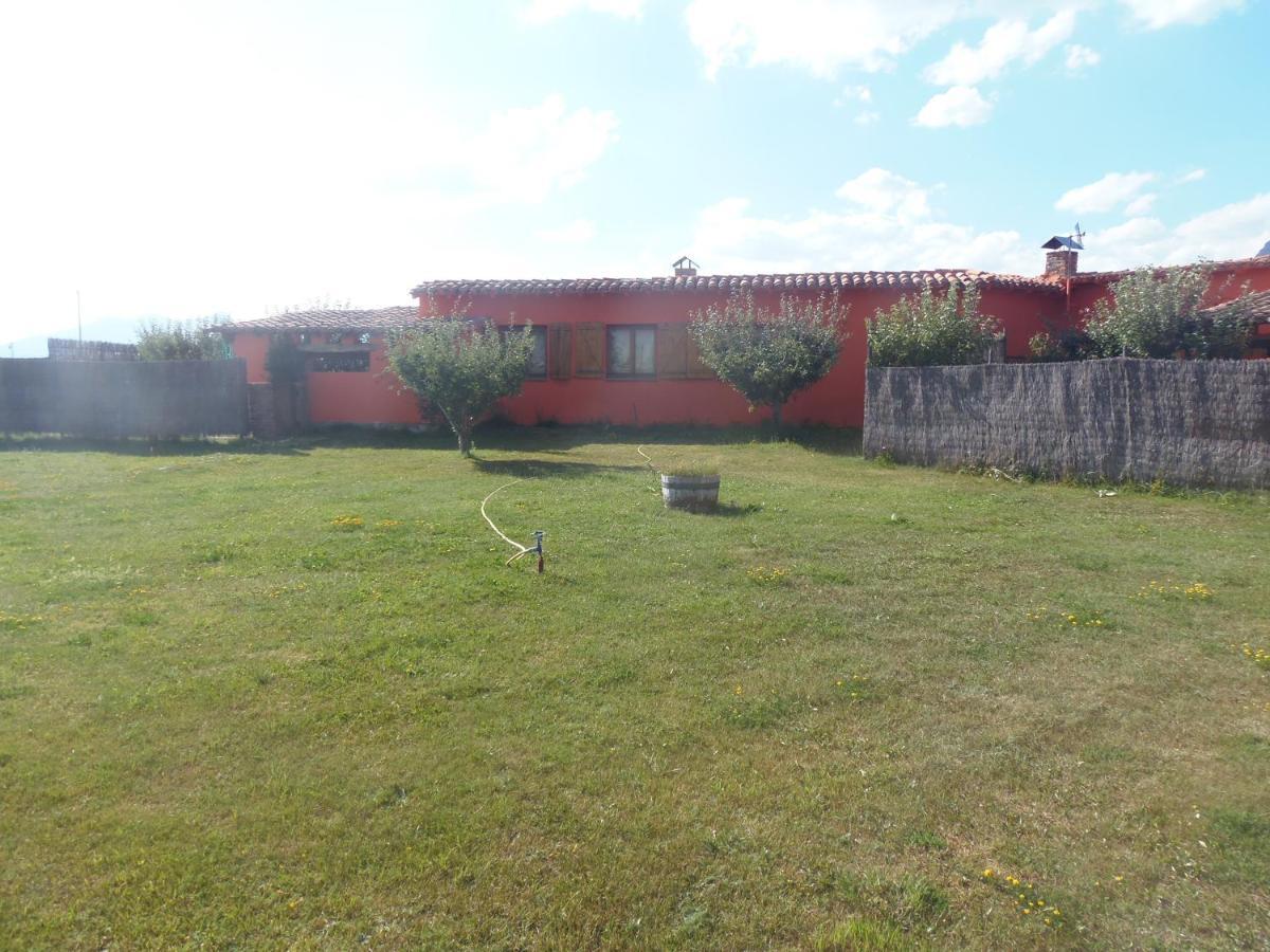 El Uncar Villa Castrejon de la Pena Exterior foto