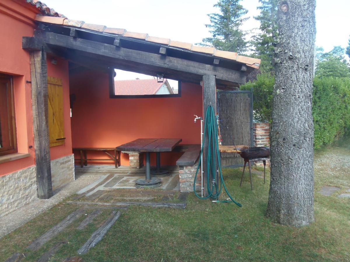 El Uncar Villa Castrejon de la Pena Exterior foto